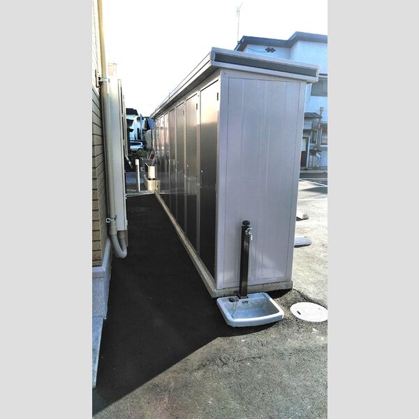 現地周辺 (物置)