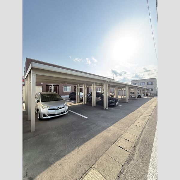 駐車場 (駐車場)