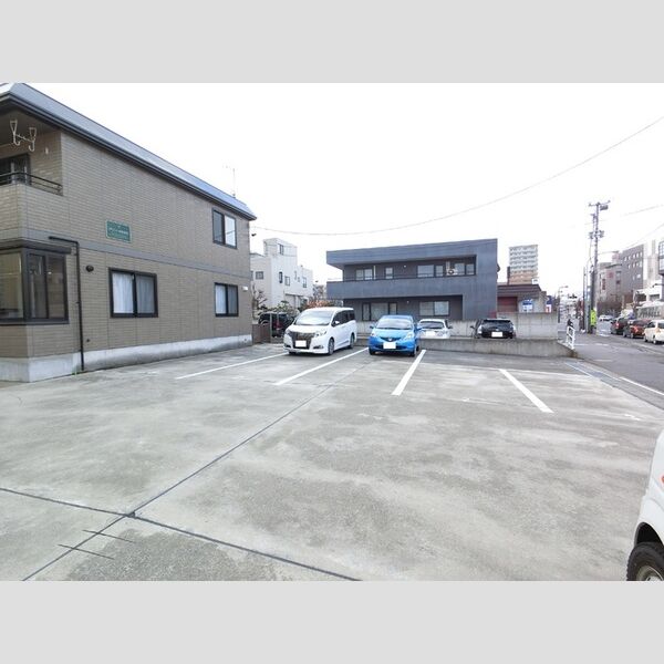 駐車場 (駐車場)