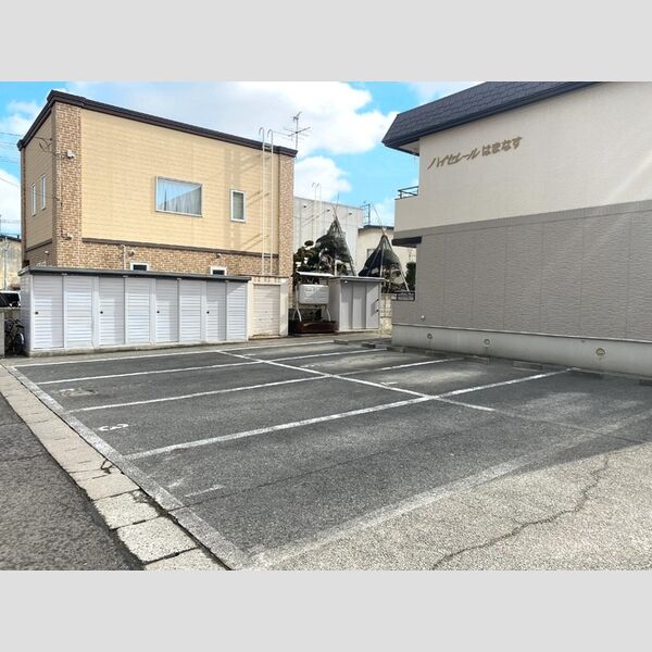 駐車場 (駐車場)