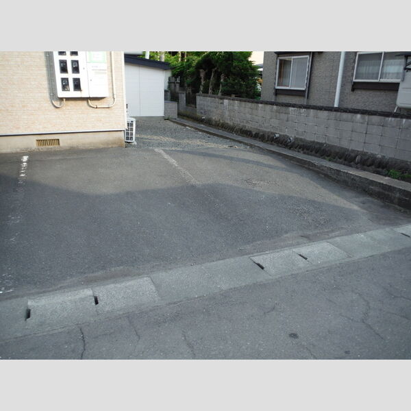 駐車場 (駐車場)