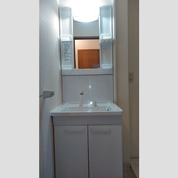 洗面所 (洗面化粧台)