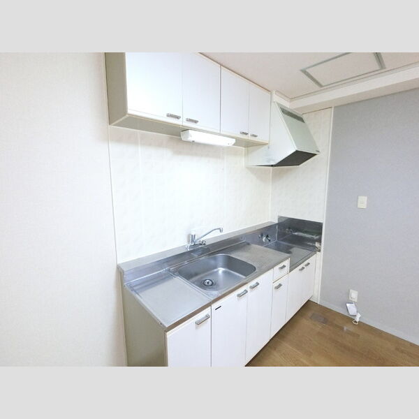 キッチン (キッチン)