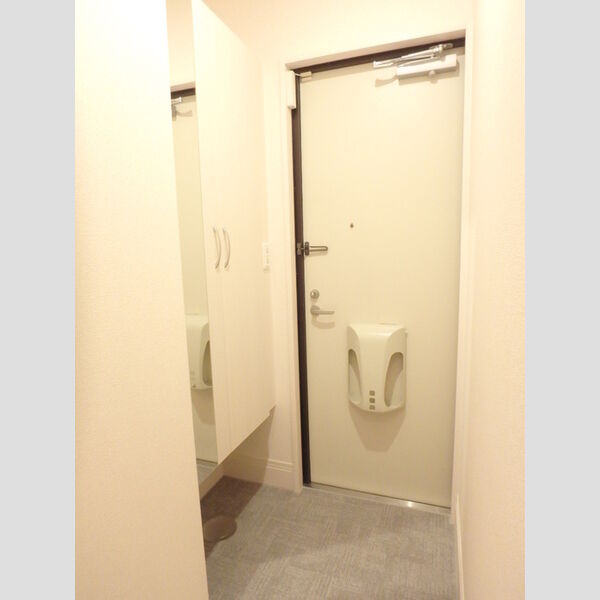 玄関 (玄関)