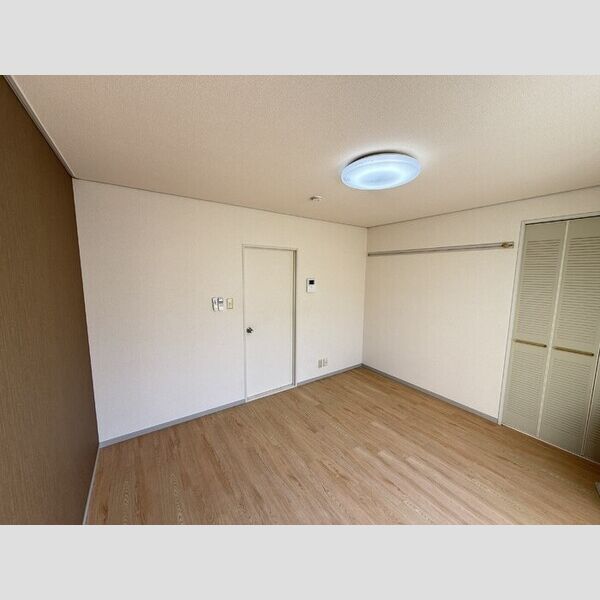 居室・リビング (洋室:7帖)