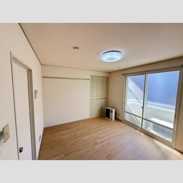 居室・リビング (洋室:7帖)