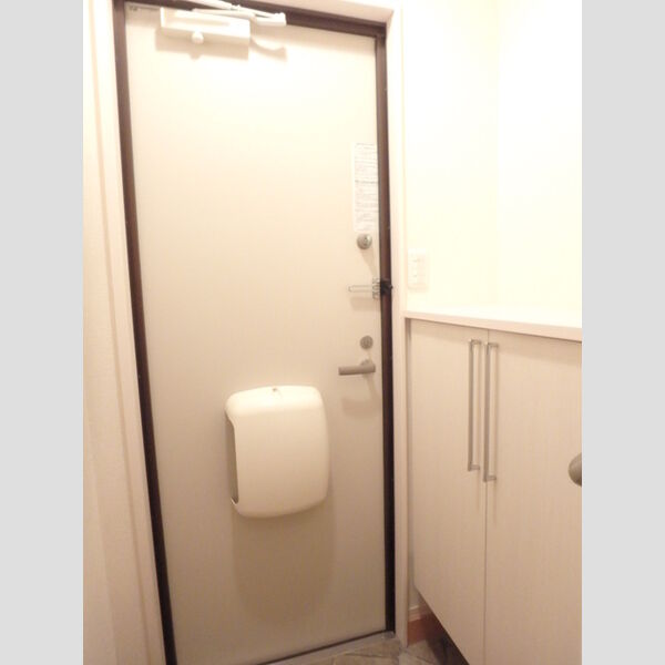 玄関 (玄関)