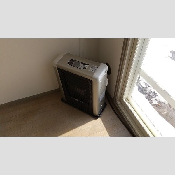 その他設備 (灯油FFストーブ)