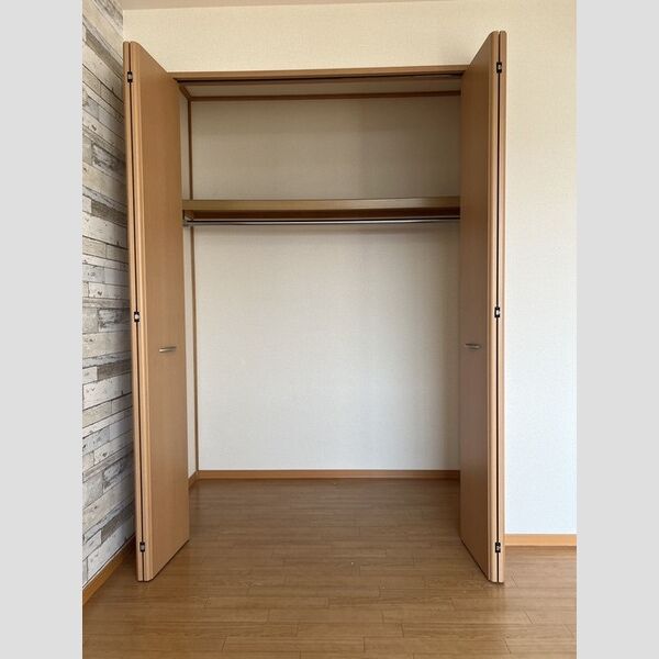 収納 (クローゼット)