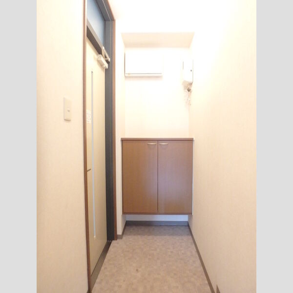 玄関 (玄関)