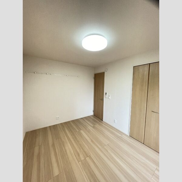 その他 (洋室2)