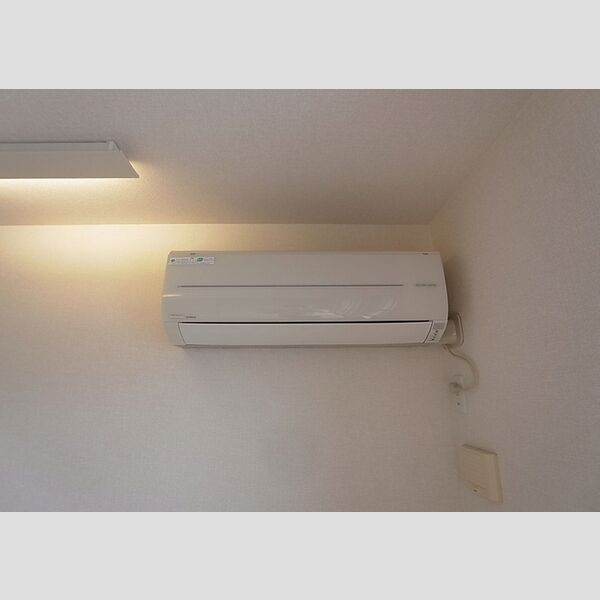 その他設備 (エアコン)