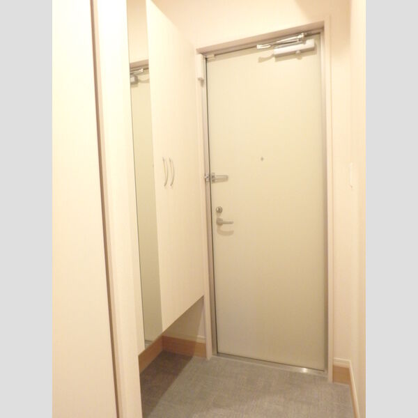 玄関 (玄関)