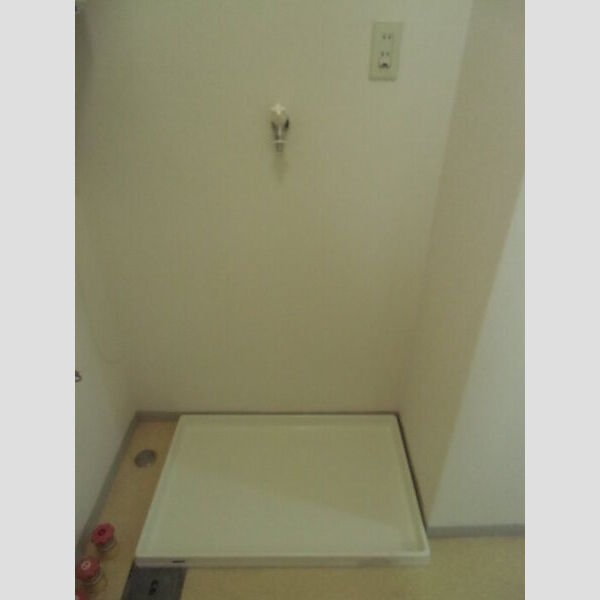 その他 (洗濯機置き場)