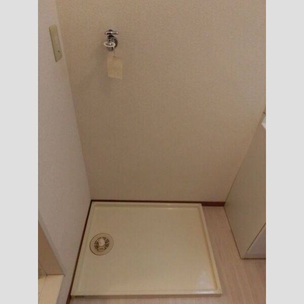 その他 (洗濯機置き場)