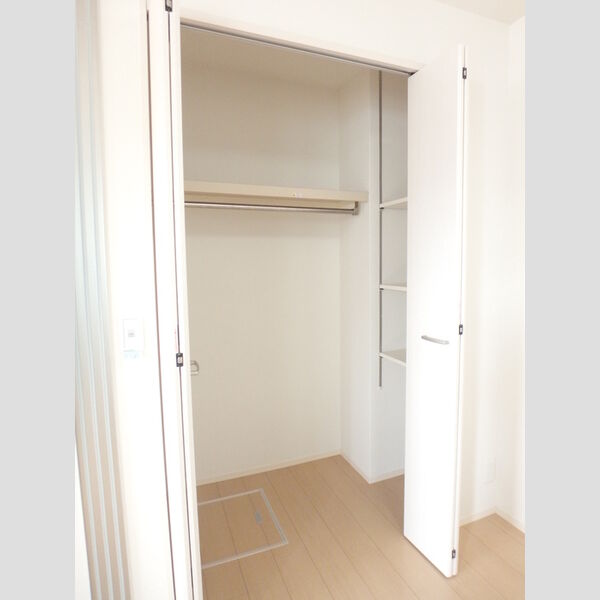 収納 (クローゼット)