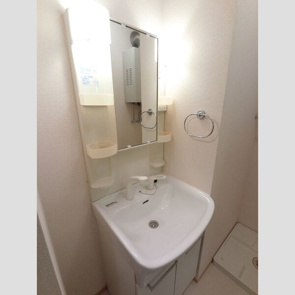 洗面所 (洗髪洗面化粧台)