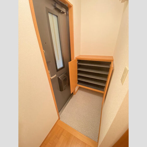 玄関 (玄関)