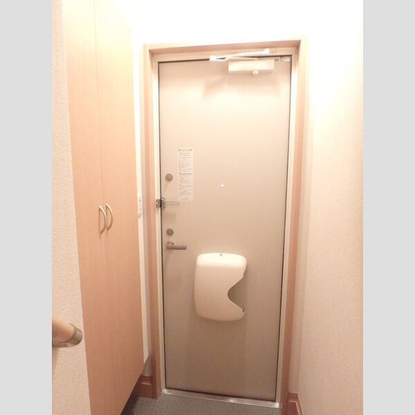 玄関 (玄関)