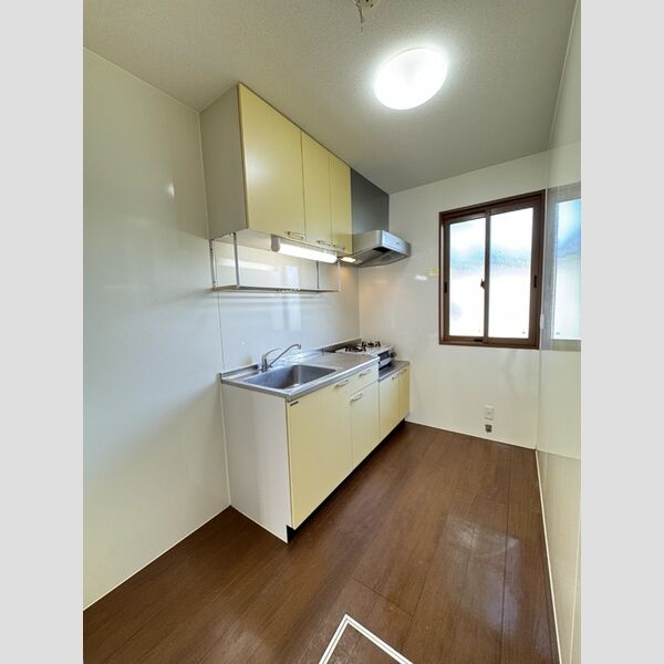 キッチン (キッチン)