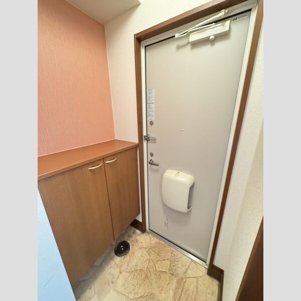 玄関 (玄関)