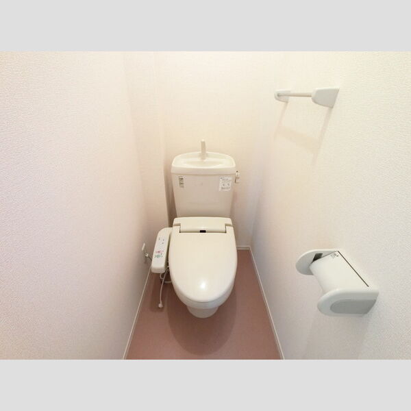 トイレ (トイレ)