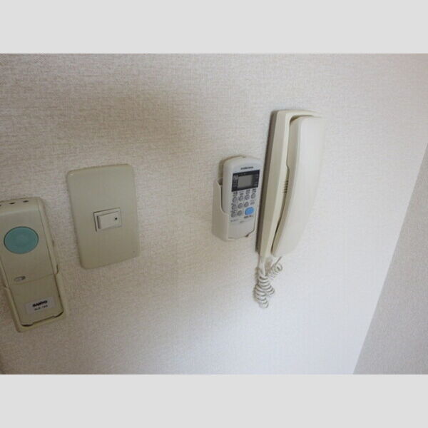 その他設備 (インターホン)