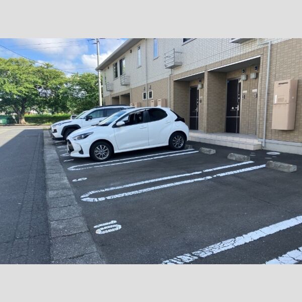 駐車場 (駐車場)