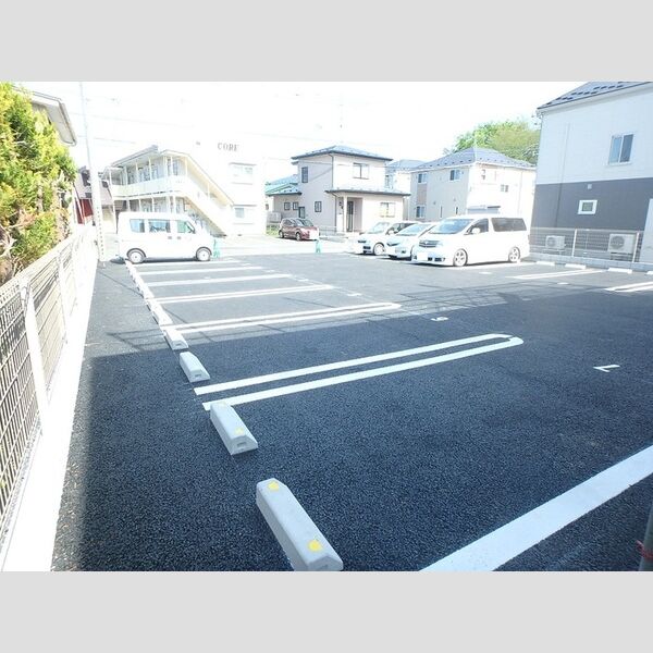 駐車場 (外観)