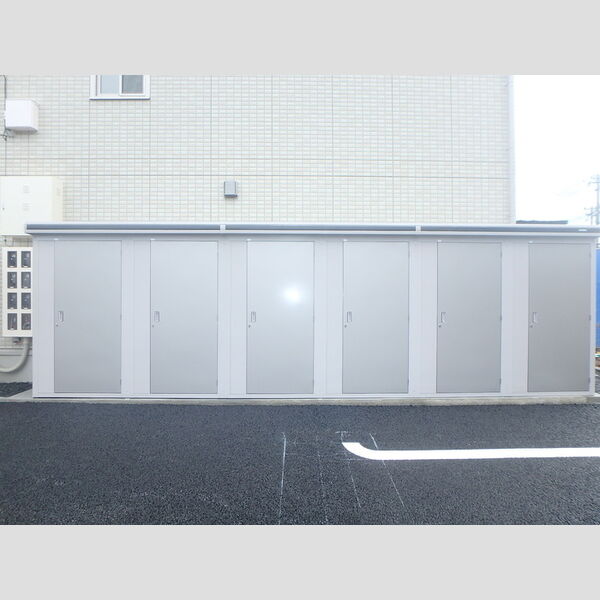 現地周辺 (物置)