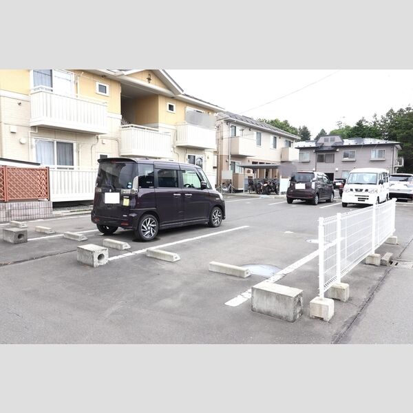 駐車場 (駐車場)