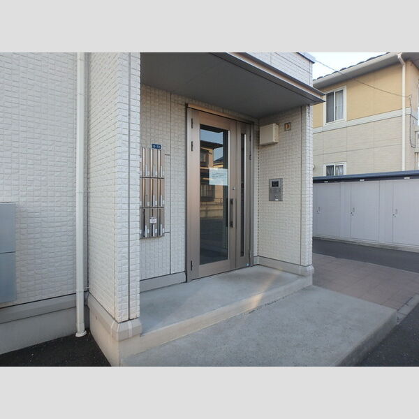 エントランス (エントランス)