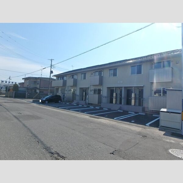 駐車場 (駐車場)