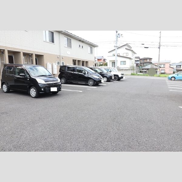 駐車場 (駐車場)