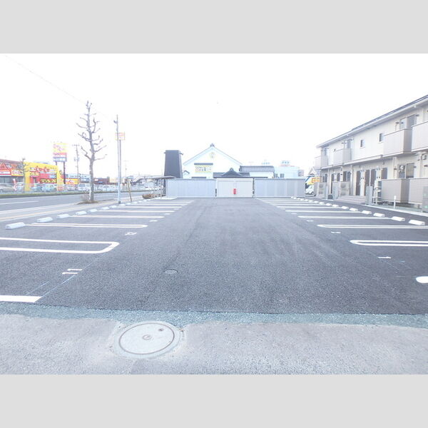 駐車場 (駐車場)