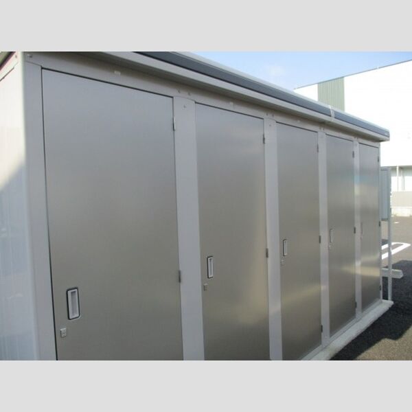 現地周辺 (物置)