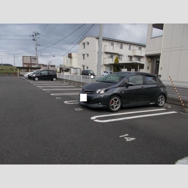 駐車場 (駐車場)