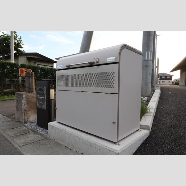 現地周辺 (シャルマン　ゴミ置き場)