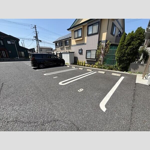駐車場 (駐車場)