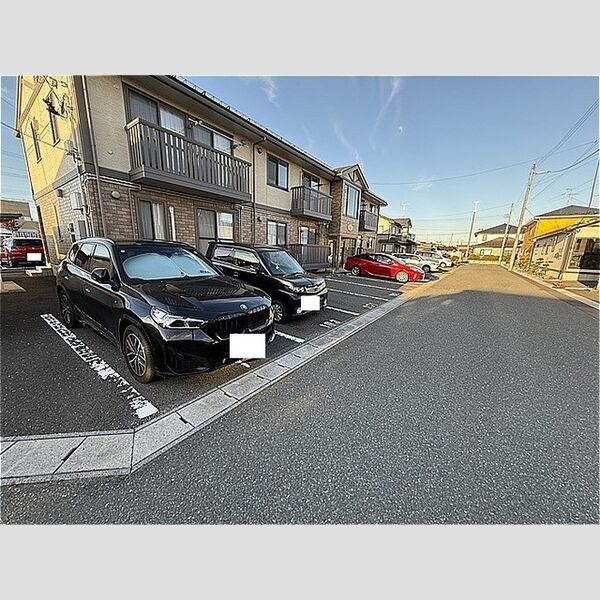駐車場 (駐車場)