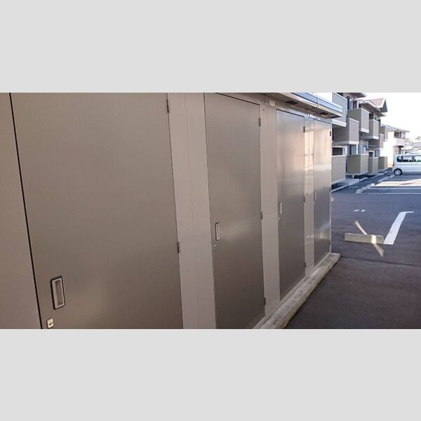 現地周辺 (コモライズ新井田西D202物置)