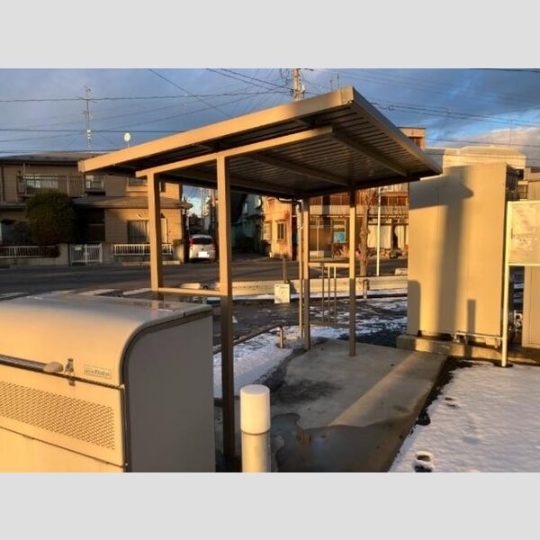 現地周辺 (駐輪場)