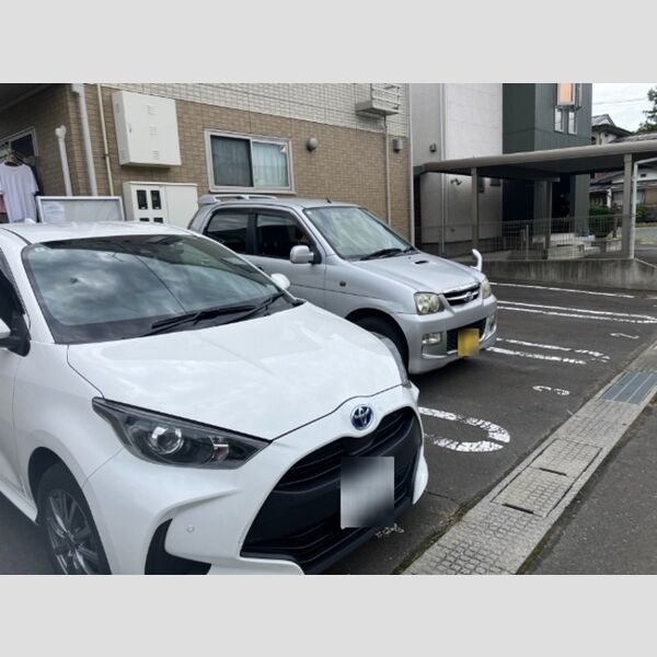 駐車場 (駐車場)