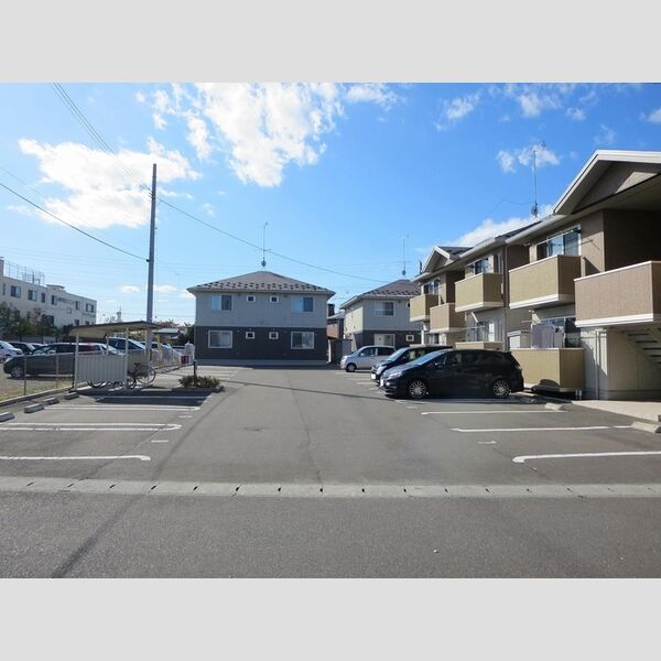 駐車場 (駐車場)