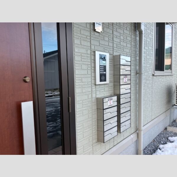 エントランス (エントランス)