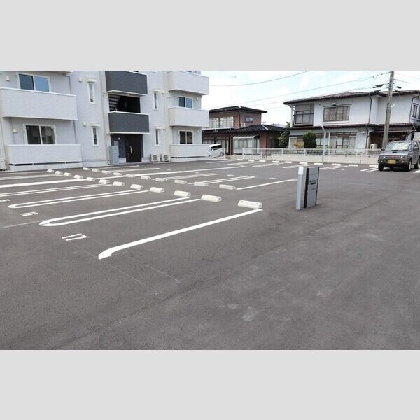 駐車場 (駐車場)