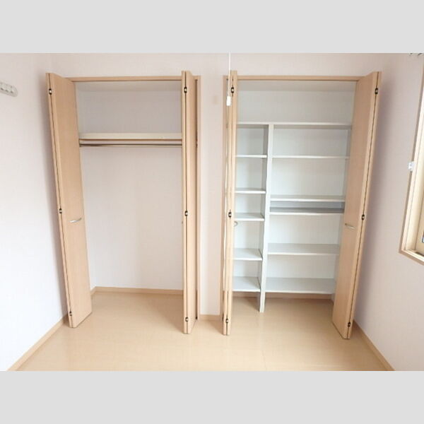 収納 (物入、クローゼット)