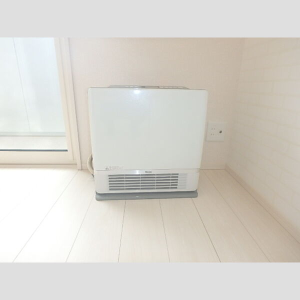 その他設備 (ヒーター)