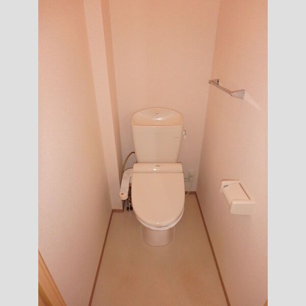 トイレ (トイレ)