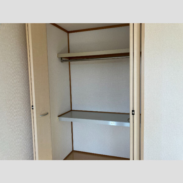 収納 (物入)